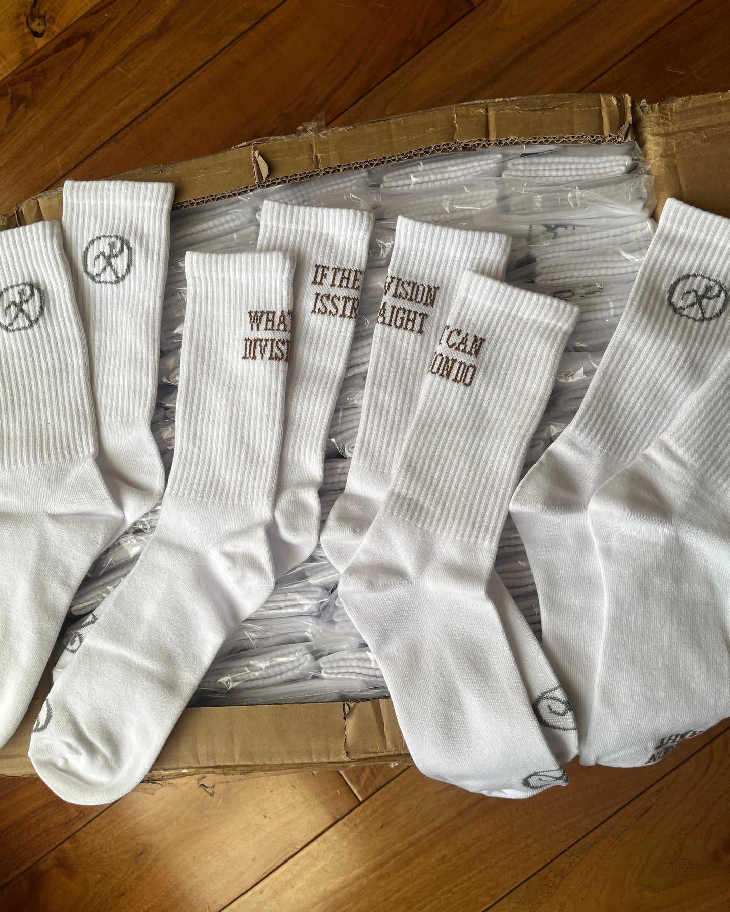 VISION Socks - 4 Pack